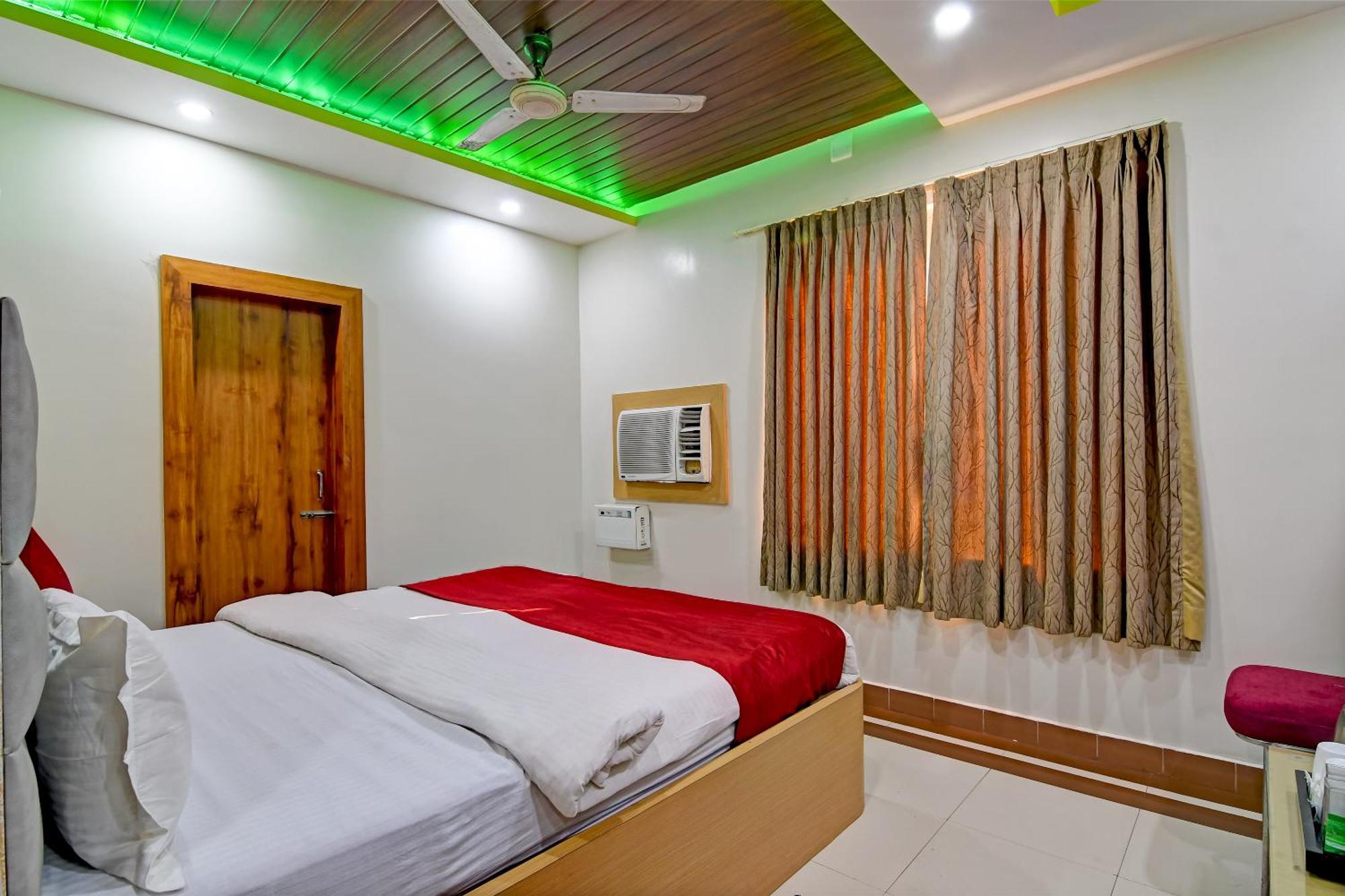 Hotel Ashray Puri Exterior foto